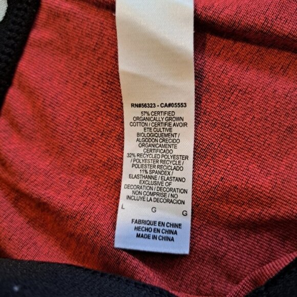 Nike women's Large burgundy cropped leggings, bright coral design on leg, VGUC - Picture 6 of 7